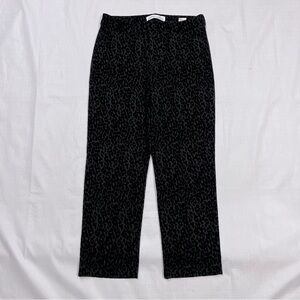 Old Navy ladies black leopard print velour jeans size 10